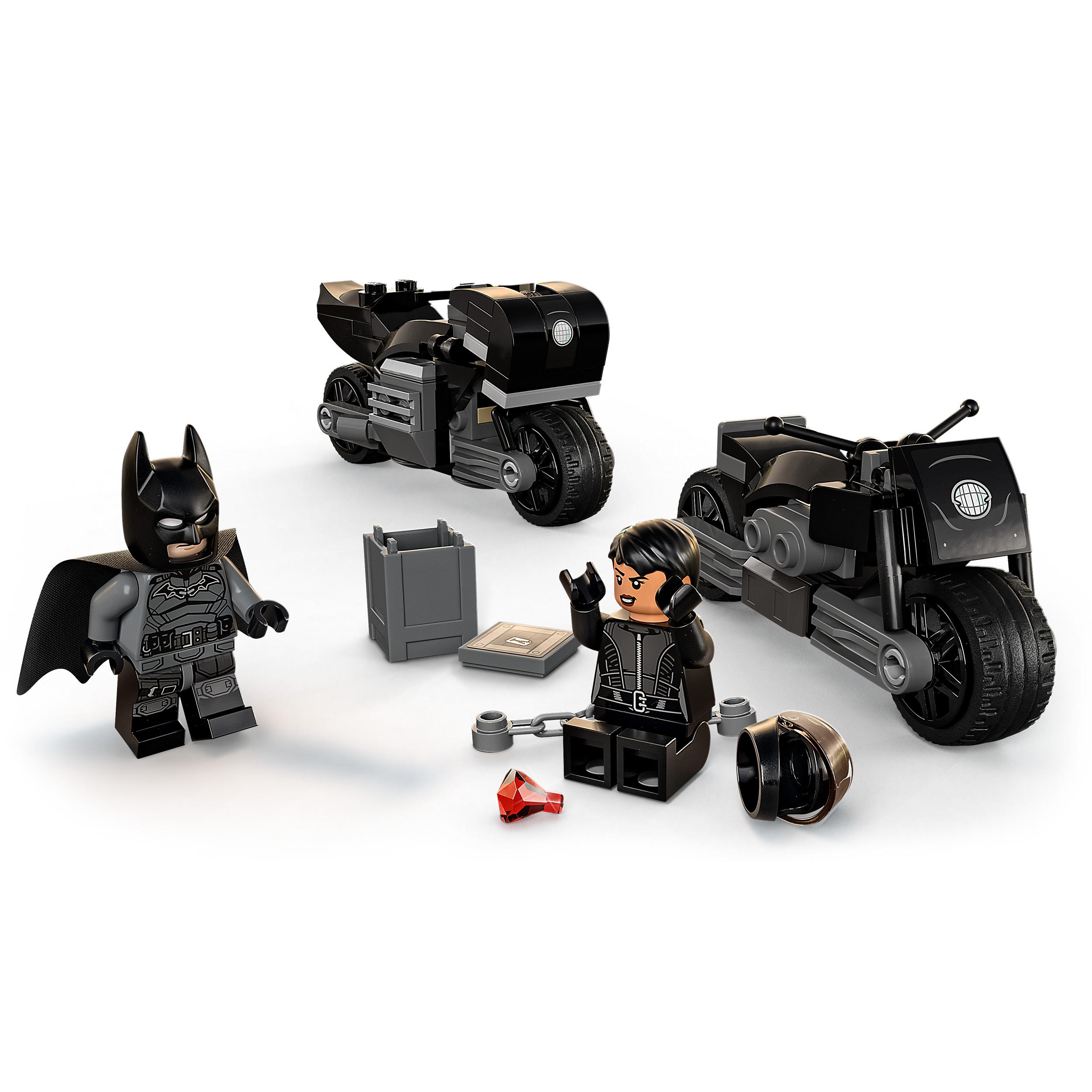 Lego dc inseguimento sulla moto di batman e selina kyle, giocattolo per bambini di 6+ anni con bat-segnale che si illumina al buio, 76179 - BATMAN, DC COMICS, LEGO SUPER HEROES, Lego