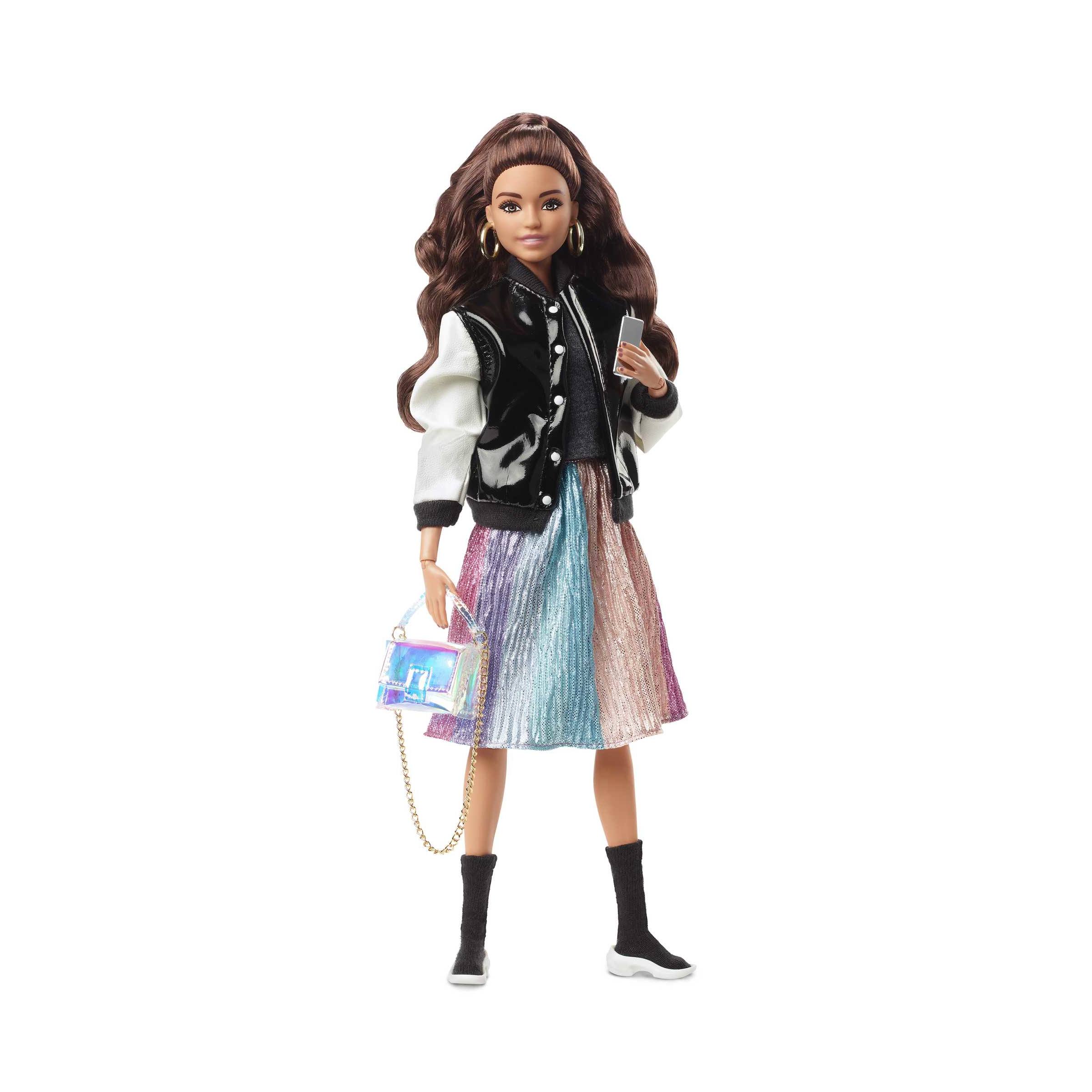 Barbie - bambola @barbiestyle snodata alla moda con accessori​, da collezione, giocattolo per adulti e bambini 3+ anni, hcb75 - Barbie