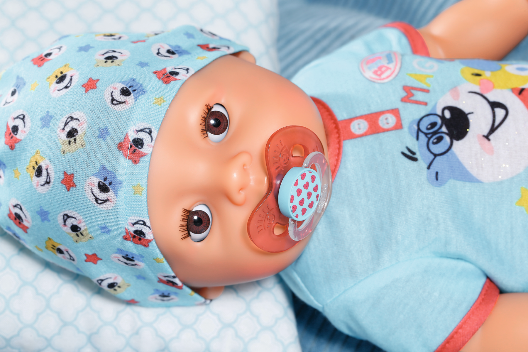 Baby born bambola maschio da 43cm morbida al tatto con ciuccio magico - bambola con funzioni realistiche - morbida & snodabile - mangia, dorme, piange & fa pipì sul vasino - 10 accessori - 