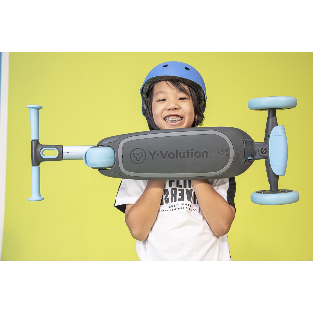 Yglider nua - lo scooter a 3 ruote pieghevole premium con ruote luminose da 127 mm e gancio da parete per bambini dai 3 anni in su - SUN&SPORT