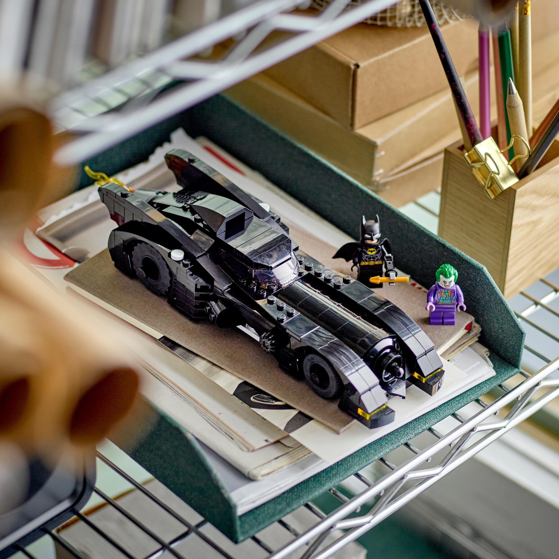 Lego dc 76224 batmobile: inseguimento di batman vs. the joker