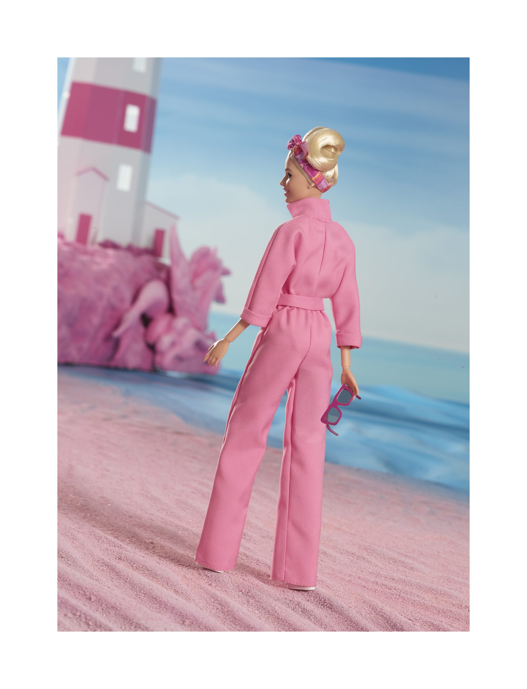 Barbie the movie - margot robbie, bambola del film barbie da collezione con  tuta pink power, occhiali da sole e fascia per capelli, 3+ anni, hrf29 -  Toys Center