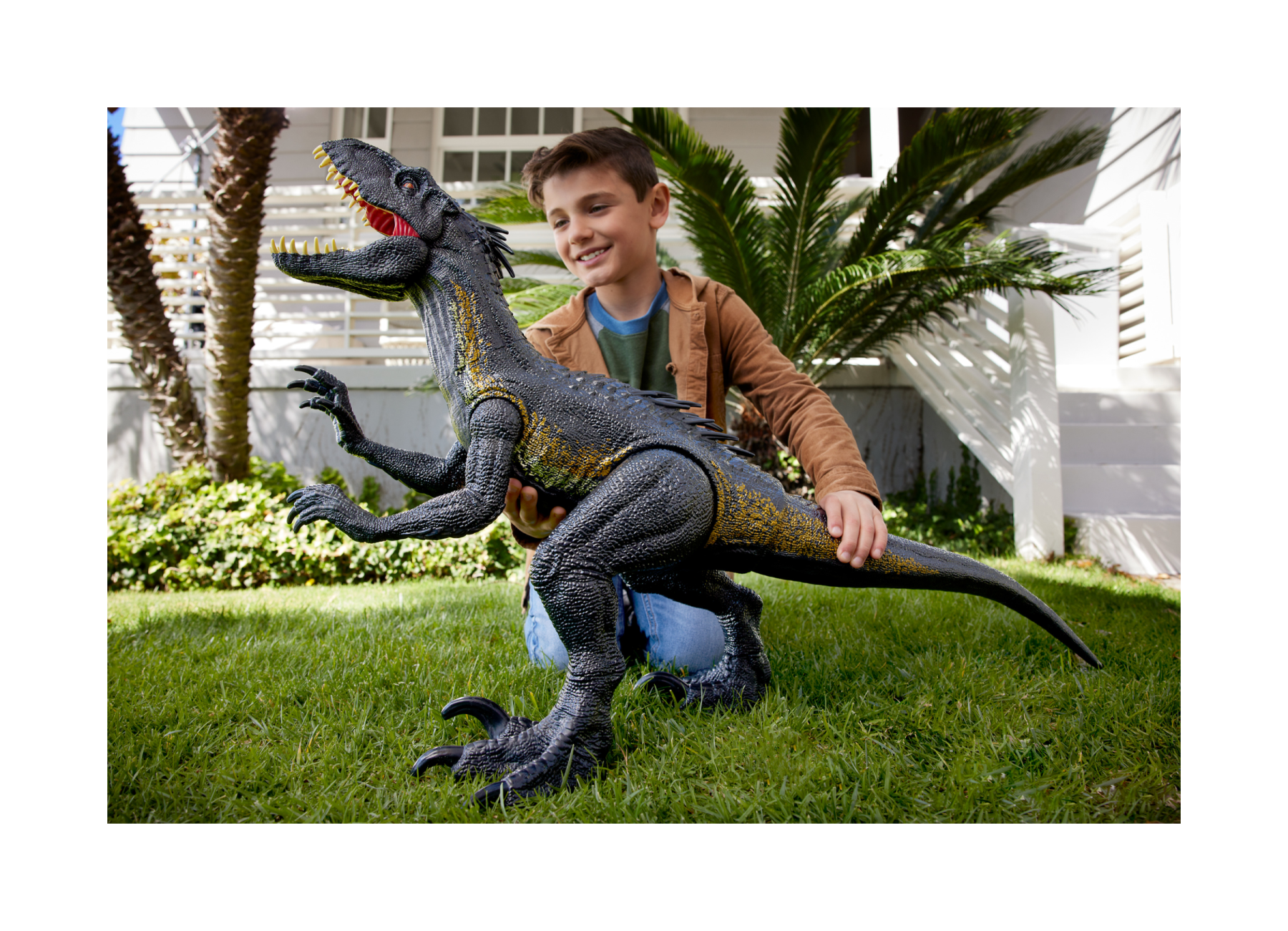 Jurassic world: il regno distrutto - indoraptor supercolossale, dinosauro gigante lungo 90+ cm e alto 41 cm, inghiotte fino a 20 mini action figures, 4+ anni, hky14 - Jurassic World