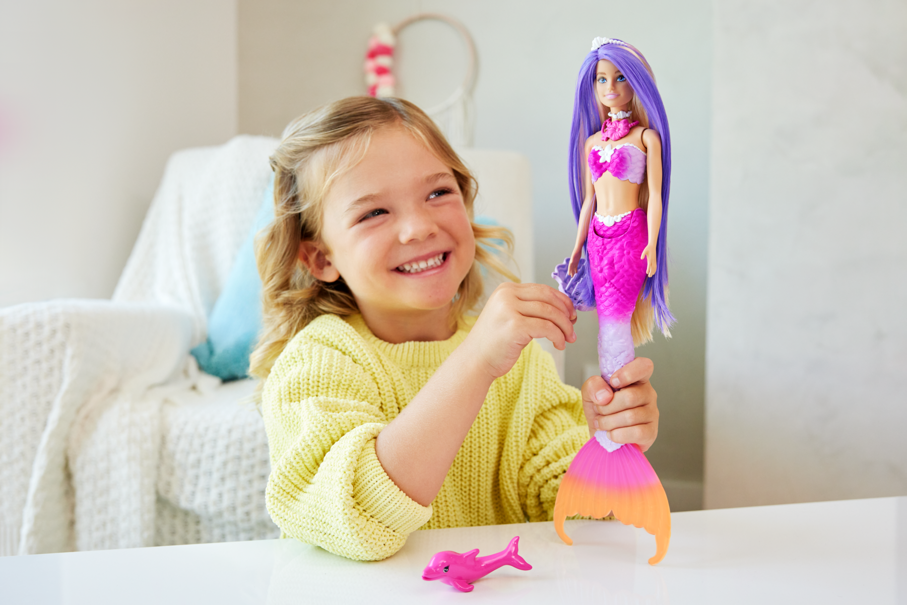 Barbie sirena colori del mare, bambola con effetto cambia colore - Barbie