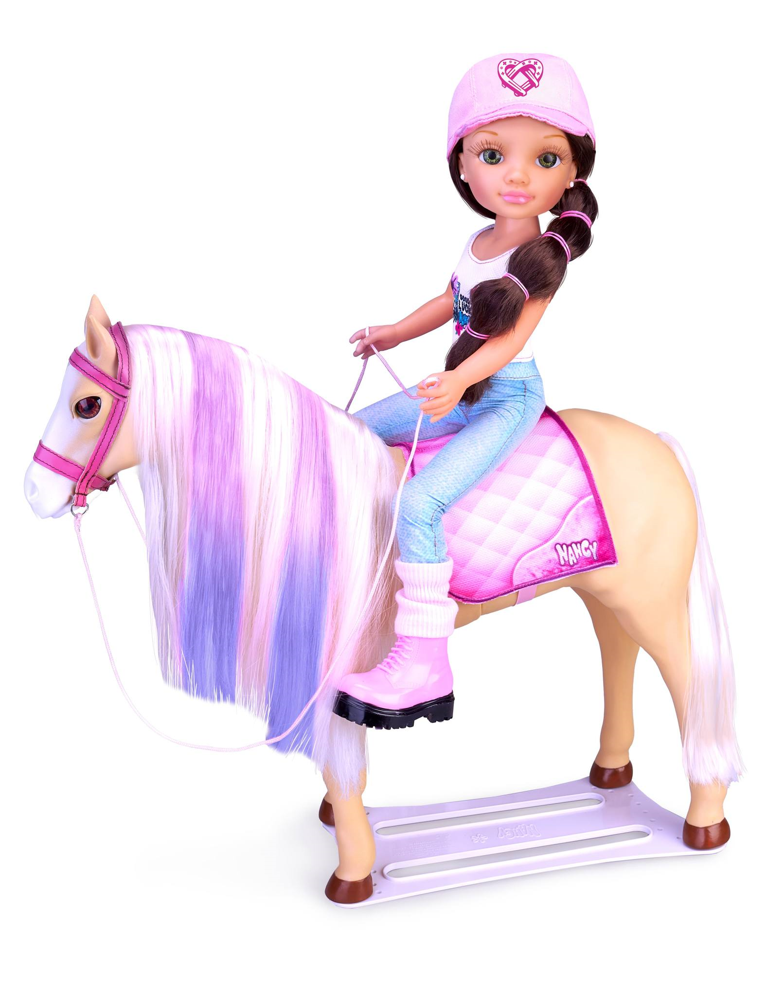 Nancy un giorno il suo cavallo, bambola nancy con cavallo e accessori; - NANCY