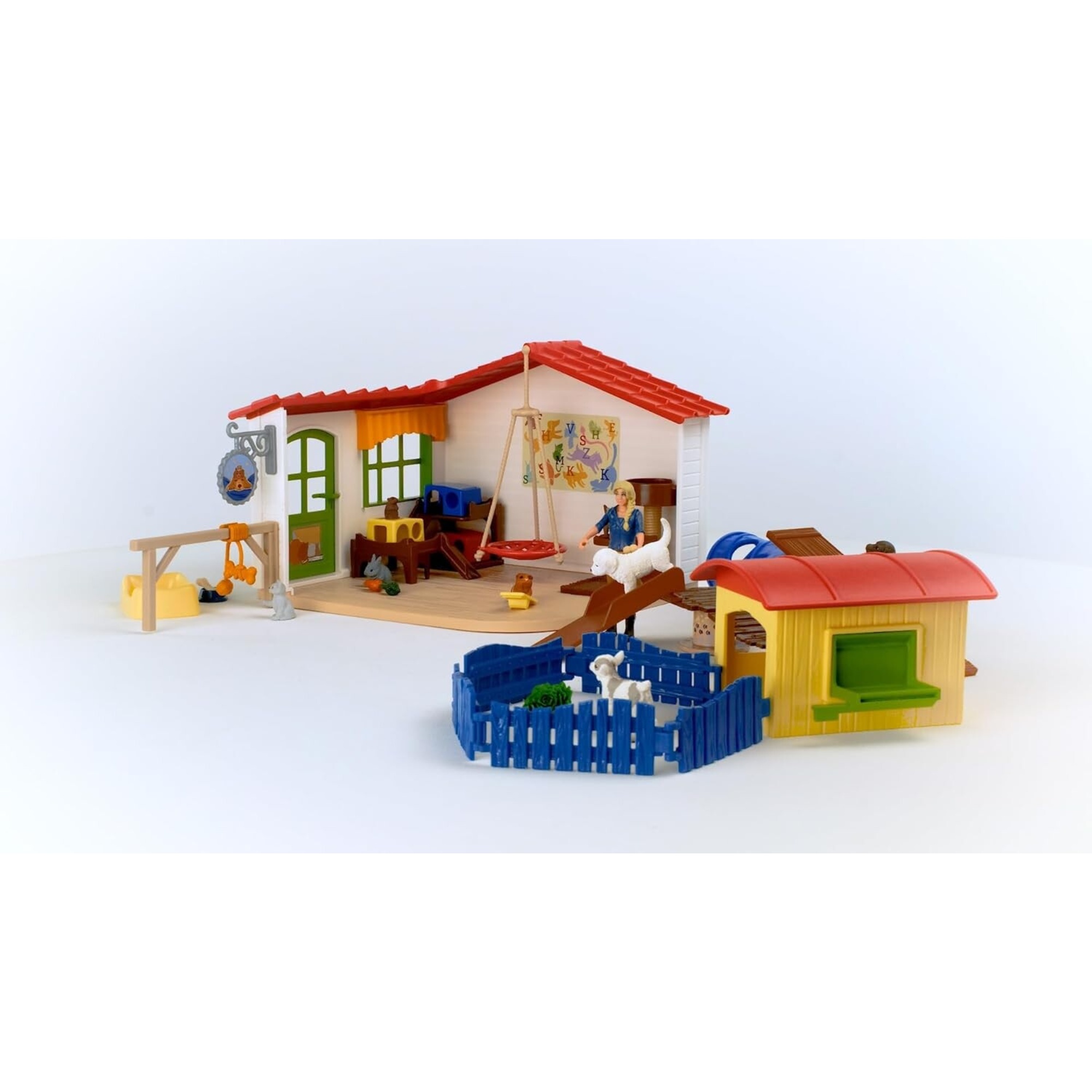 Schleich 42607 pet hotel, da 3 anni, farm world - playset, 35 pezzi  dotato di numerose figure di gioco - Schleich