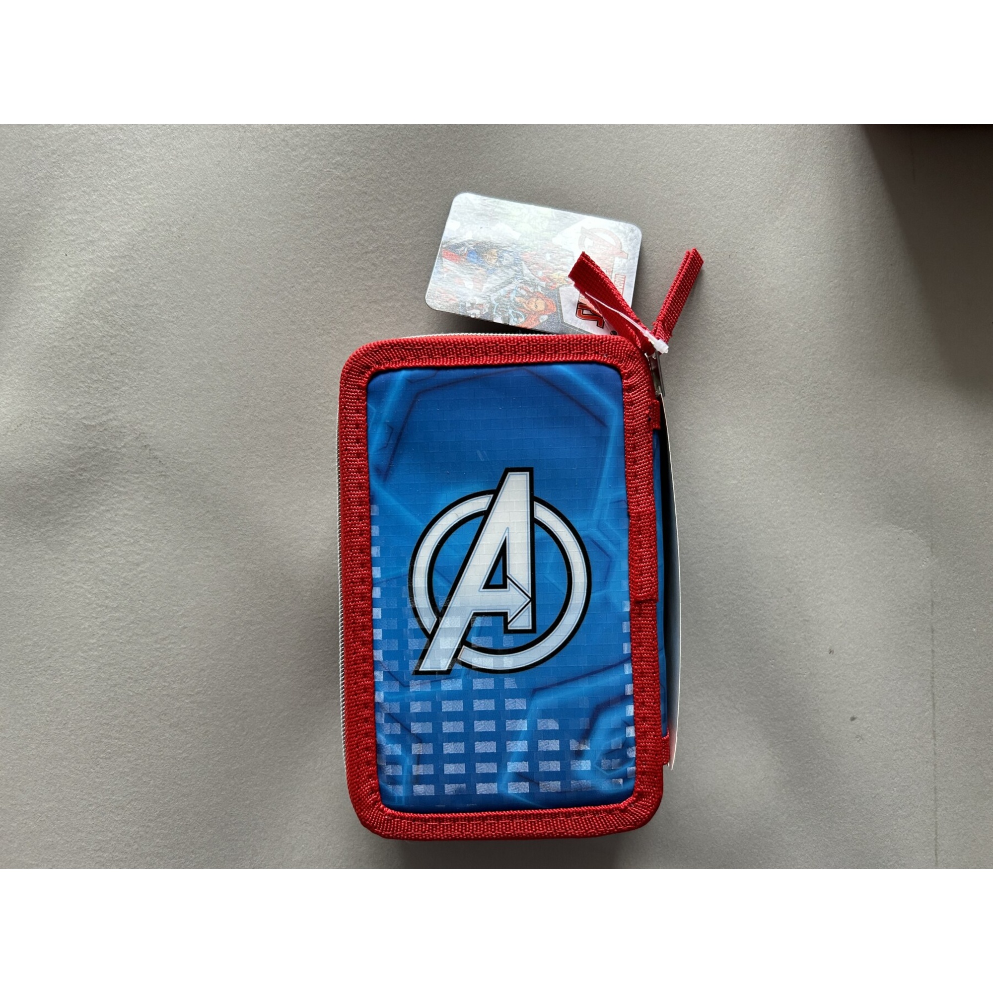 Astuccio 3 zip con l'immagine degli avengers, caricamento giotto turbocolor - Avengers