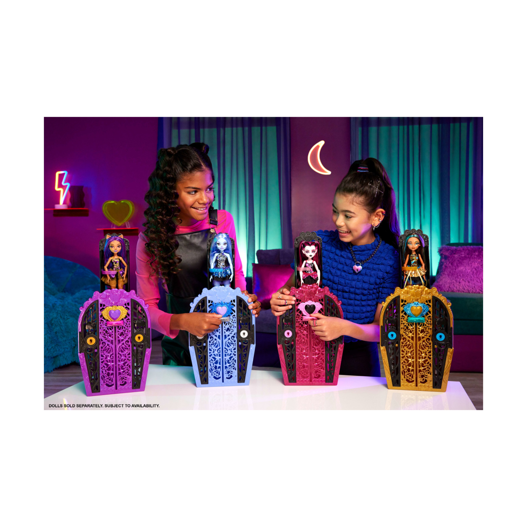 Monster high - segreti da brivido clawdeen wolf misteri mostruosi, set con bambola e guardaroba, 19 soprese e capi d'abbigliamento inclusi - Monster High