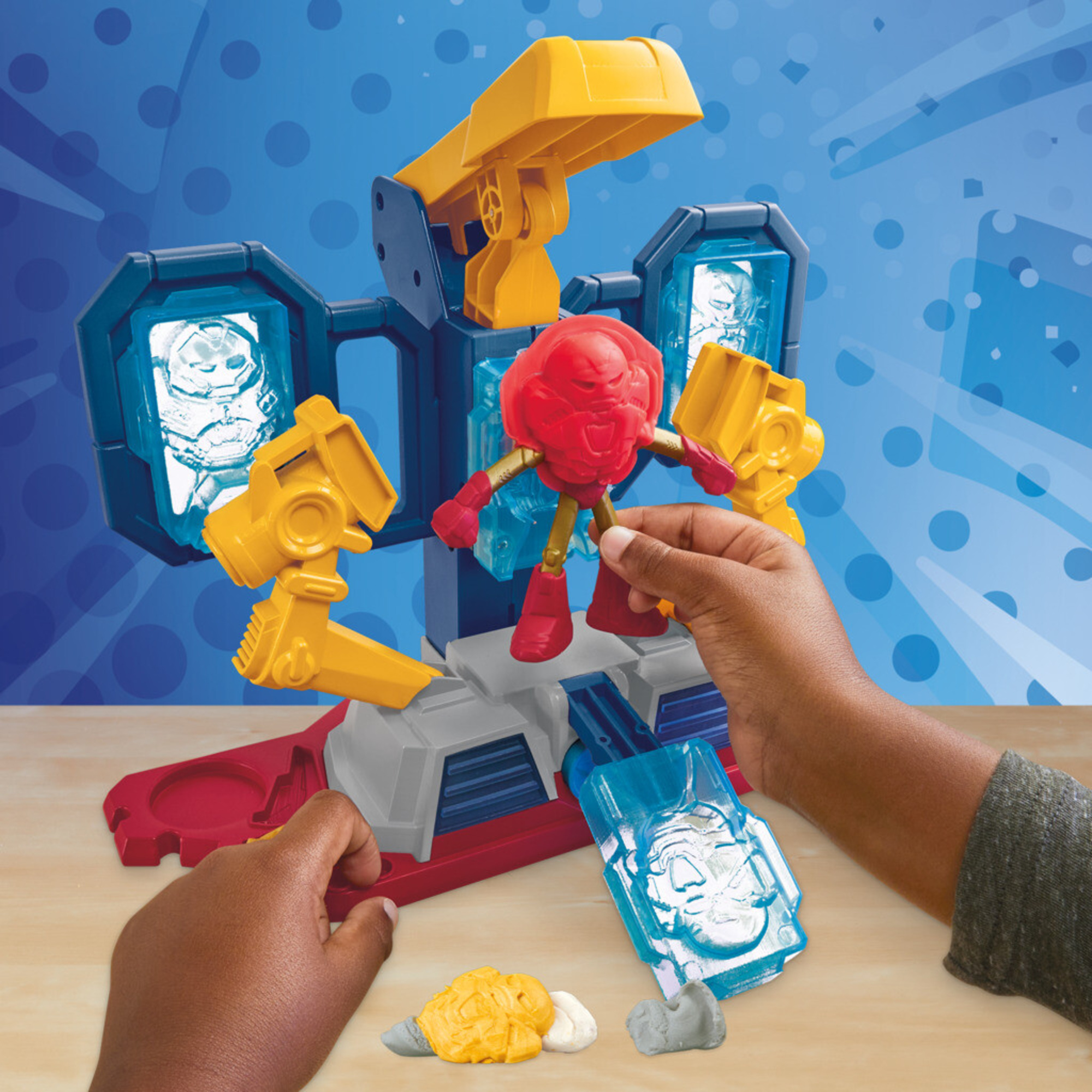 Play-doh marvel - iron man armor maker lab, set da gioco laboratorio delle armature di iron man - PLAY-DOH