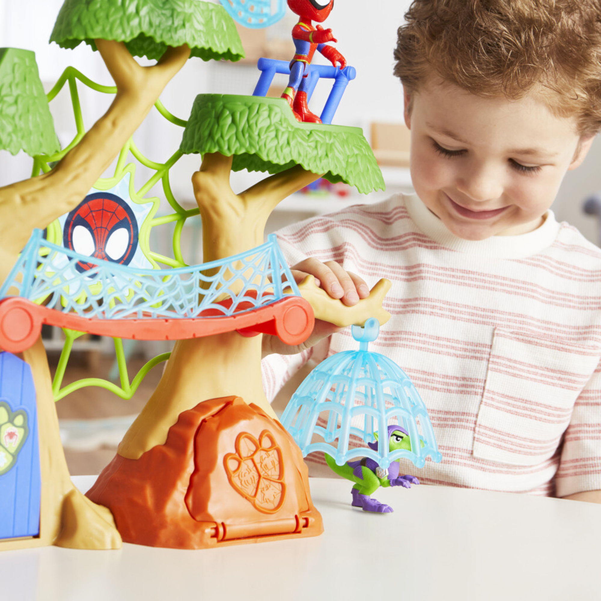 Hasbro marvel spidey e i suoi fantastici amici, la casa sull'albero di spidey, playset con action figure dino-webs - SPIDEY