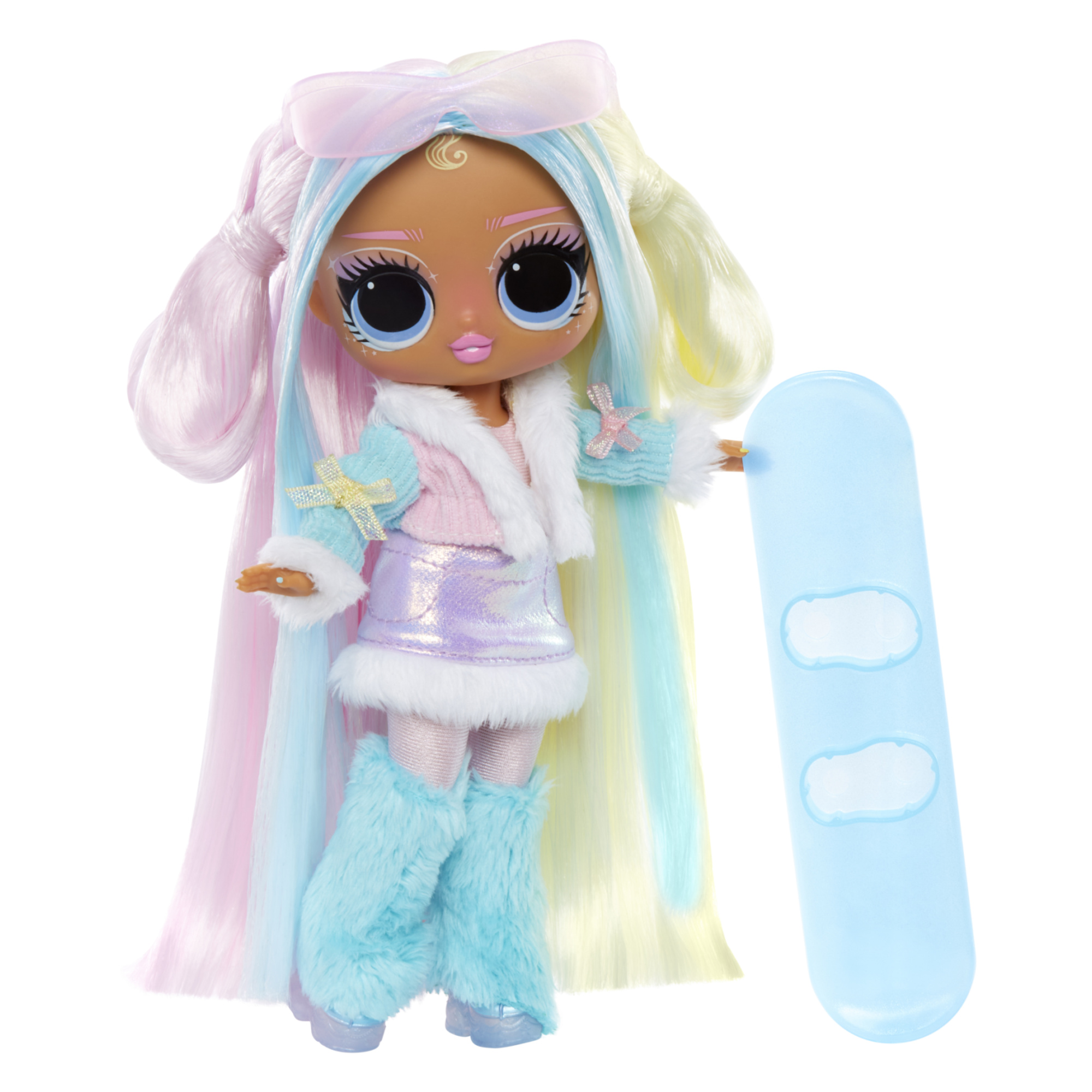 L.o.l. surprise tweens winter snow – candylicious – fashion doll con unboxing a tema inverno, tanti accessori glamour – sci e bastoni cambiano colore - LOL