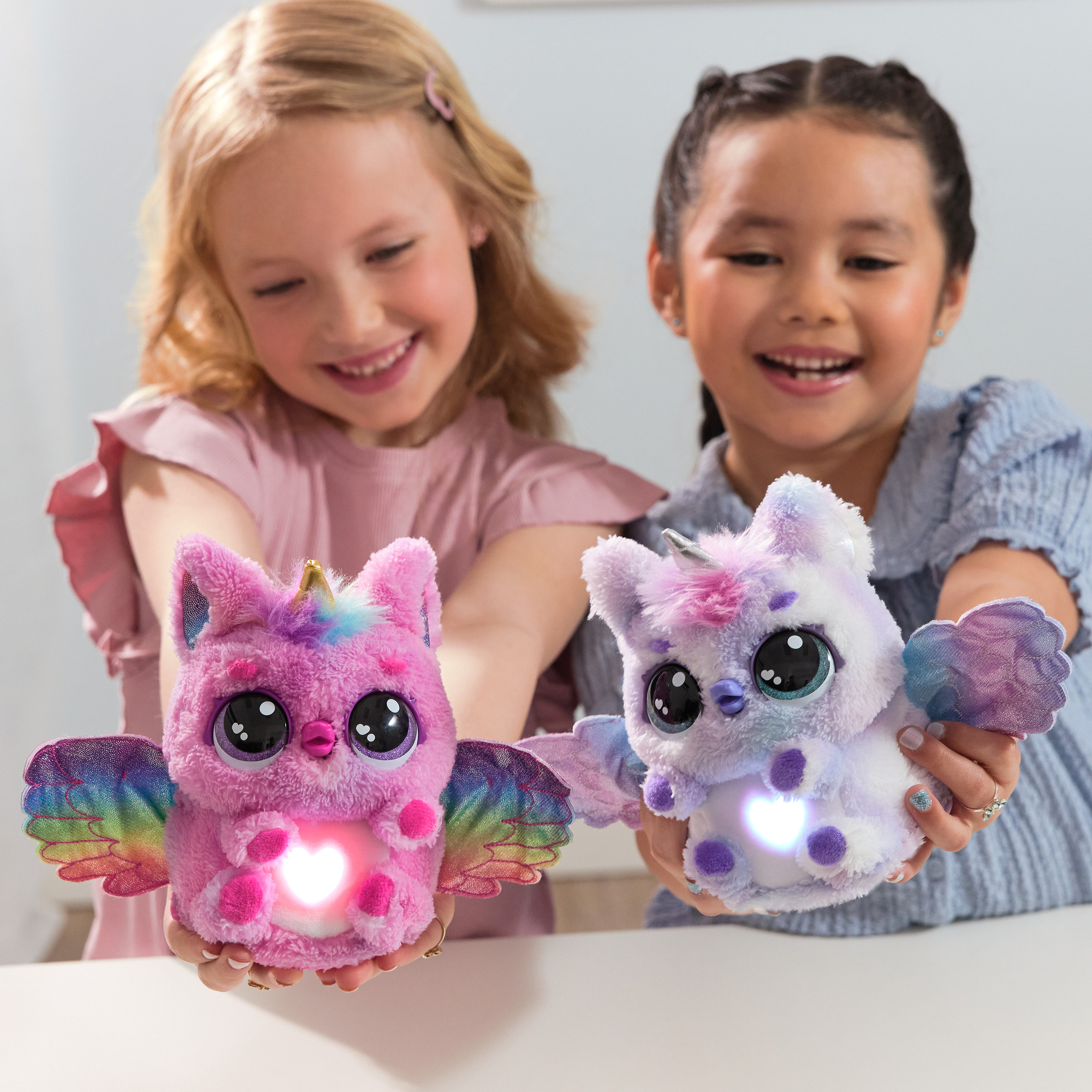 Hatchimals alive mystery hatch pufticorn – magici e interattivi - si schiudono con il tuo amore - HATCHIMALS