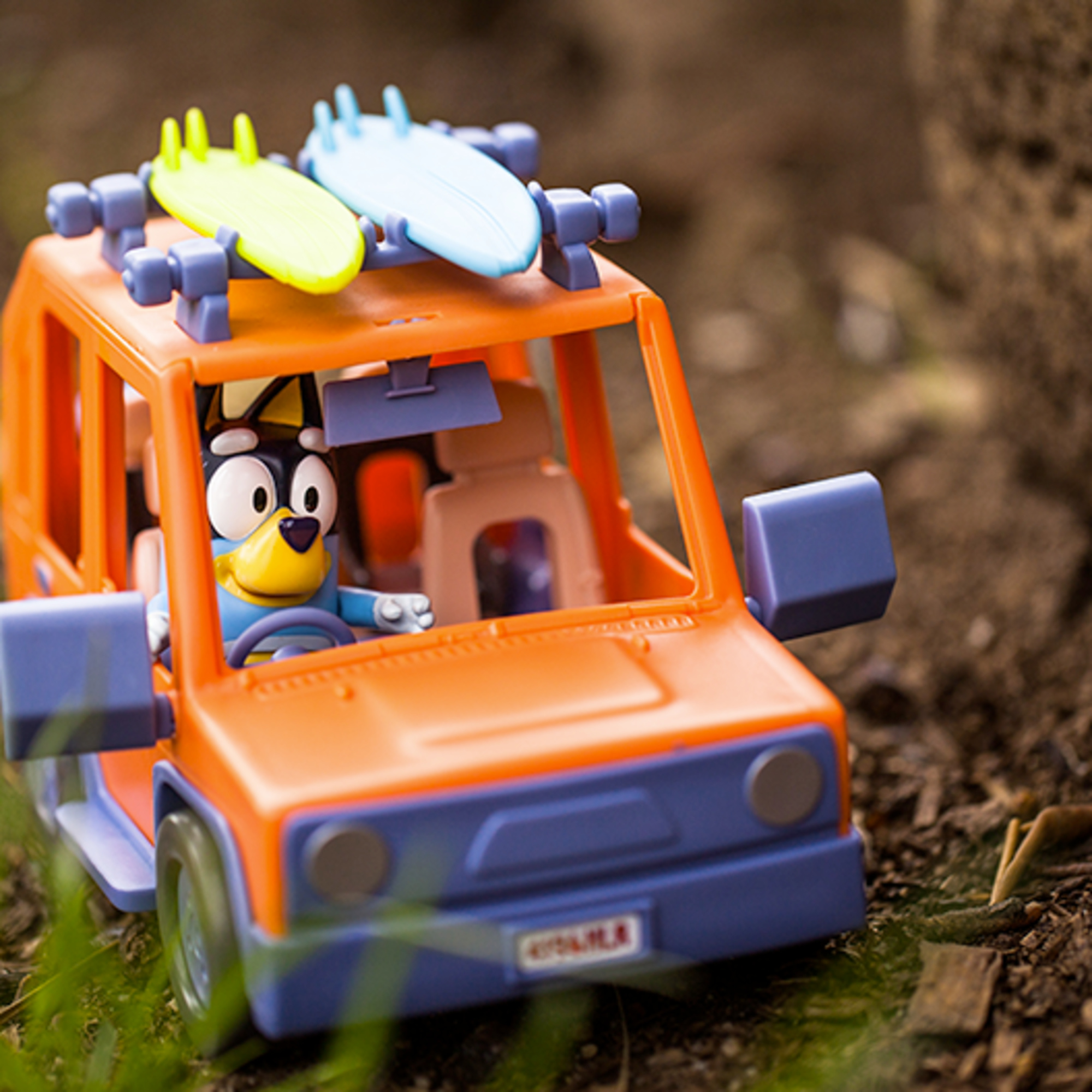 Bluey jeep 4x4 con personaggio bandit - gioco creativo per bambini - BLUEY