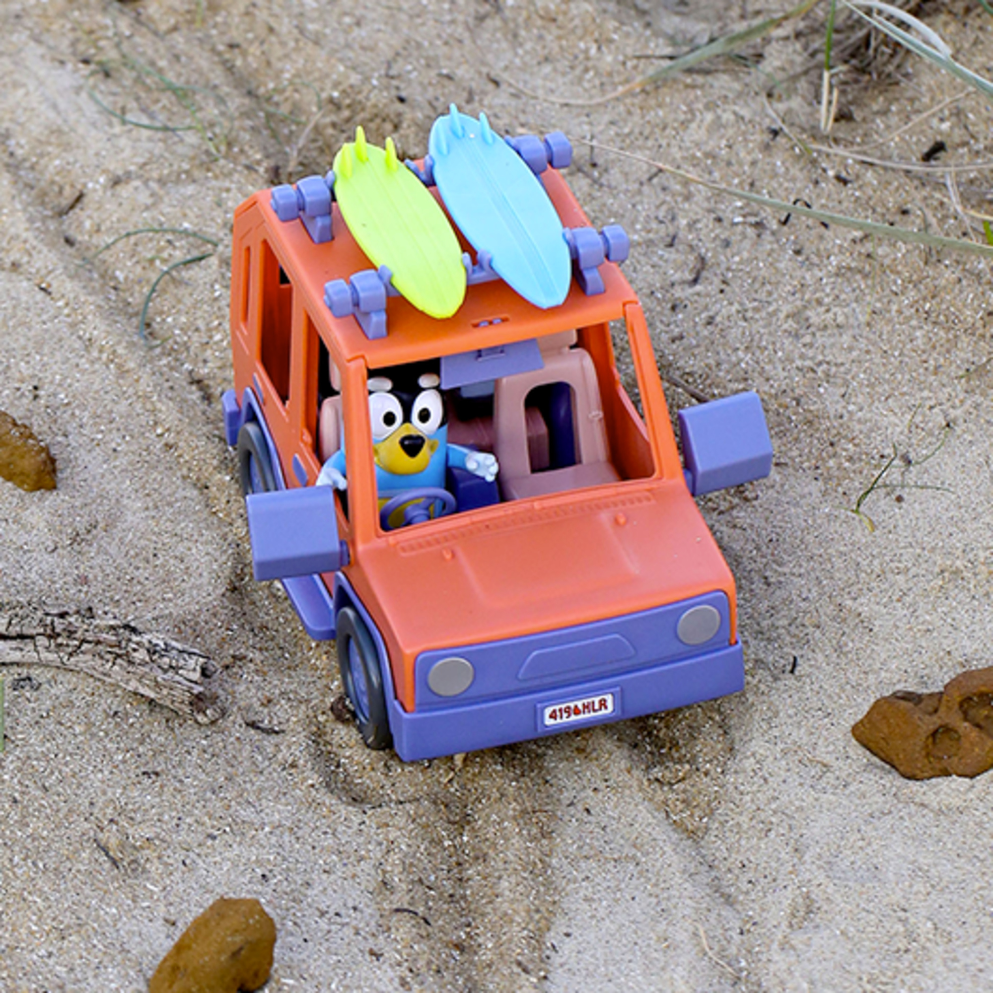 Bluey jeep 4x4 con personaggio bandit - gioco creativo per bambini - BLUEY