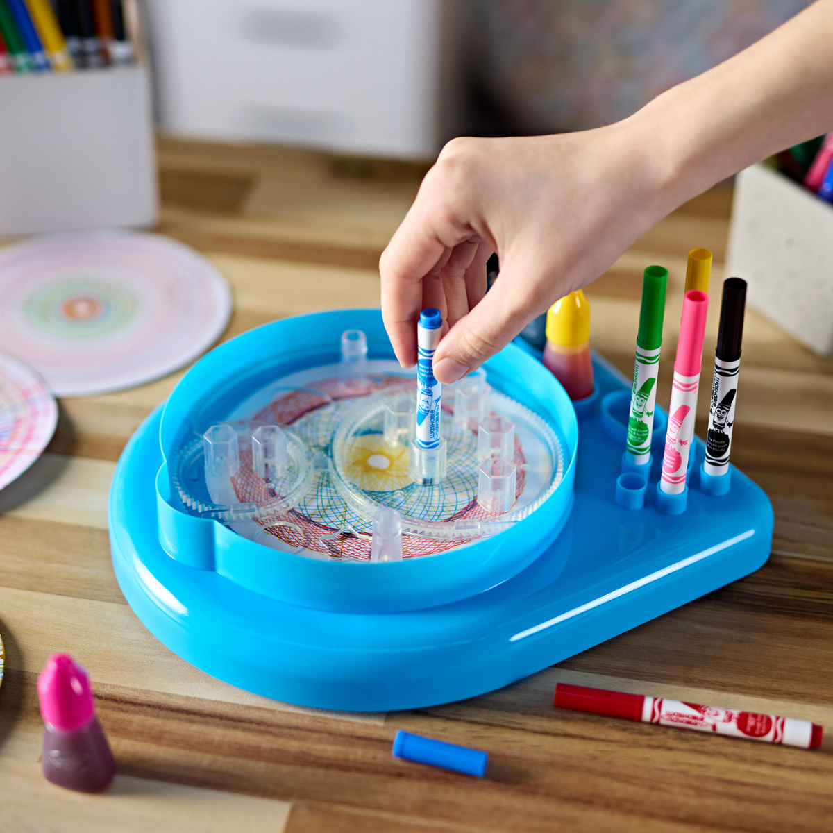 Crayola spin & spiral art station set - crea vortici di colore - CRAYOLA