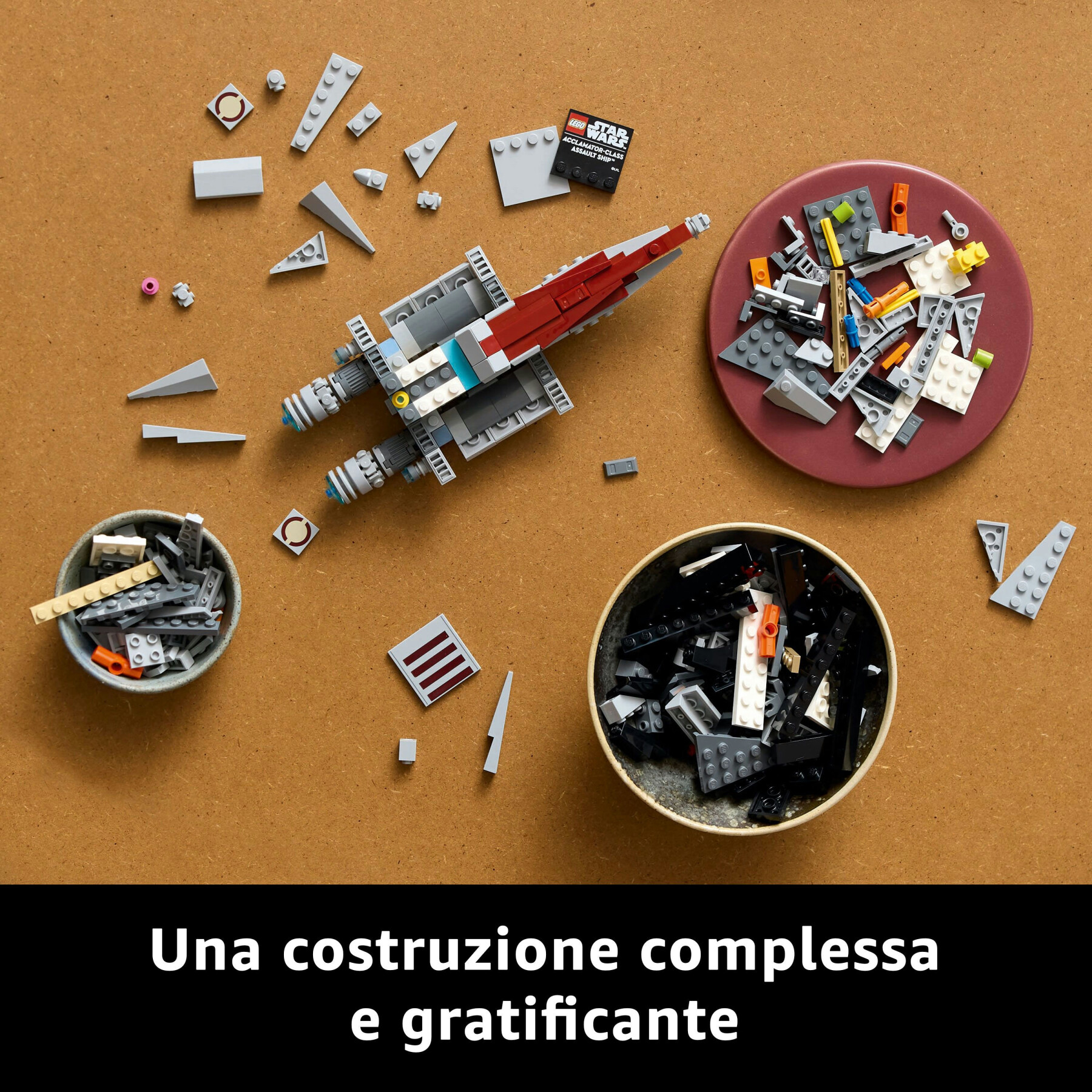 Lego star wars 75404 nave d'assalto classe acclamator, astronave da collezione con supporto, regalo per adulti, uomo e donna - LEGO® Star Wars™