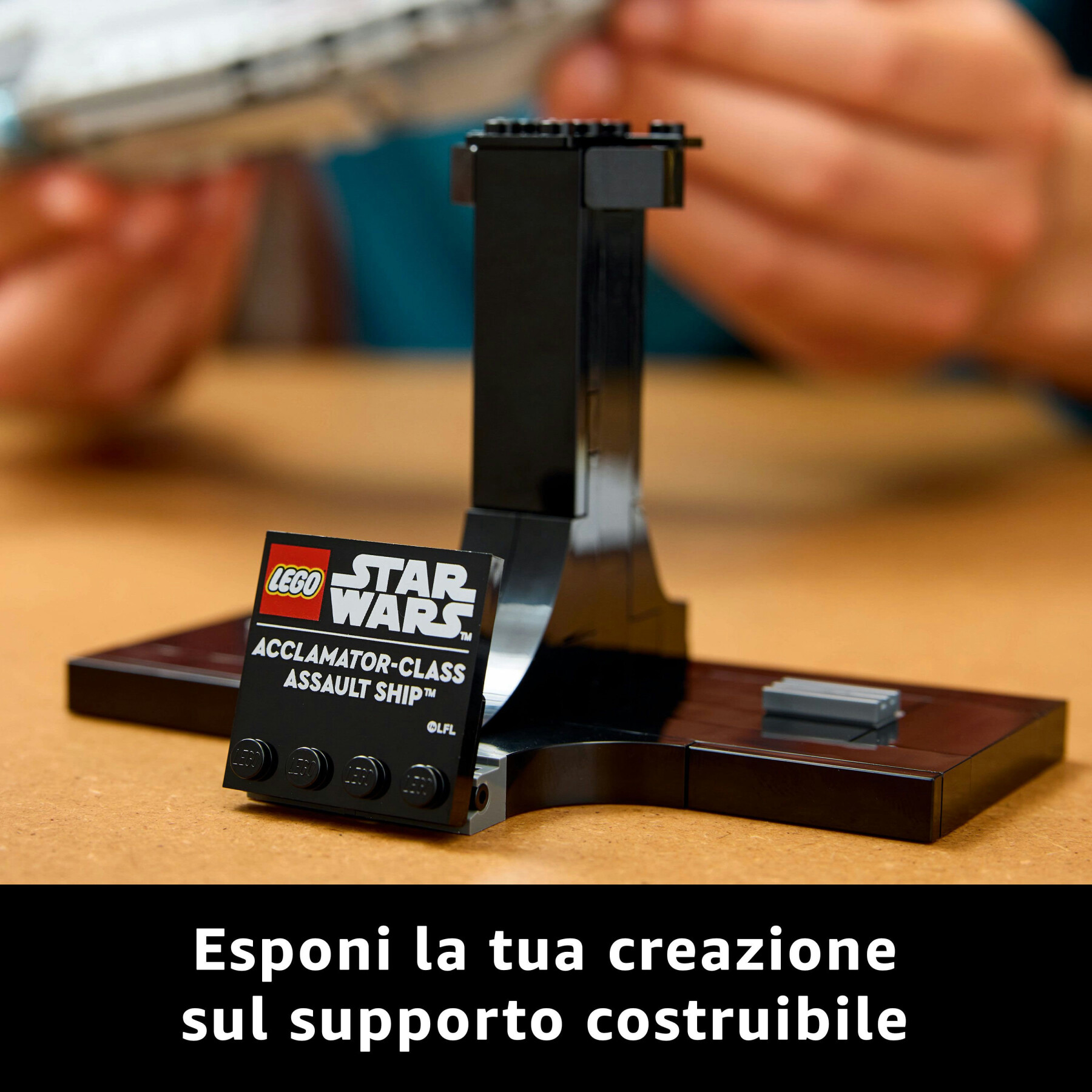 Lego star wars 75404 nave d'assalto classe acclamator, astronave da collezione con supporto, regalo per adulti, uomo e donna - LEGO® Star Wars™