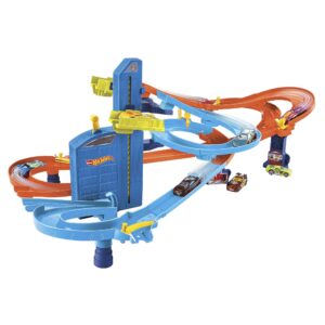 Hot wheels - pista autostrada con ascensore, set motorizzato con luci e suoni, 5 macchinine incluse - Hot Wheels