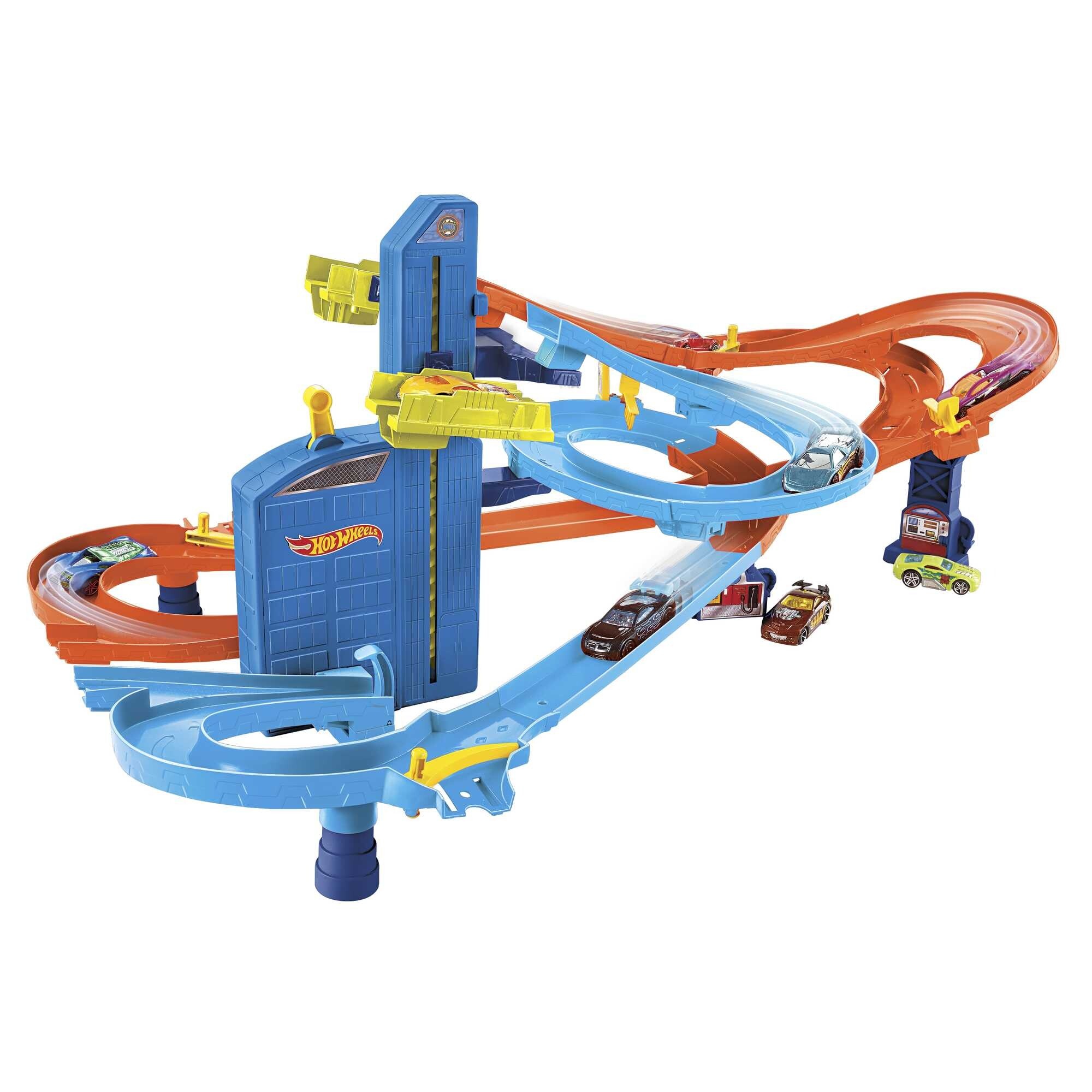 Hot wheels - pista autostrada con ascensore, set motorizzato con luci e suoni, 5 macchinine incluse - Hot Wheels