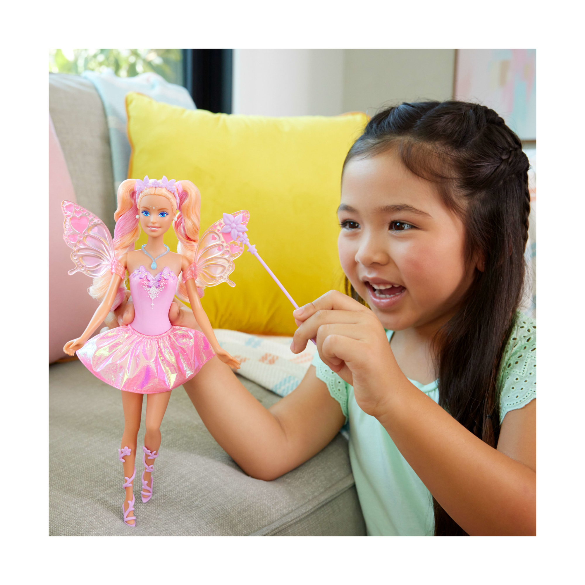 Barbie - fata con bacchetta stellata, bambola a tema fantasy con capelli bondi, ali e outfit cambia colore - Barbie