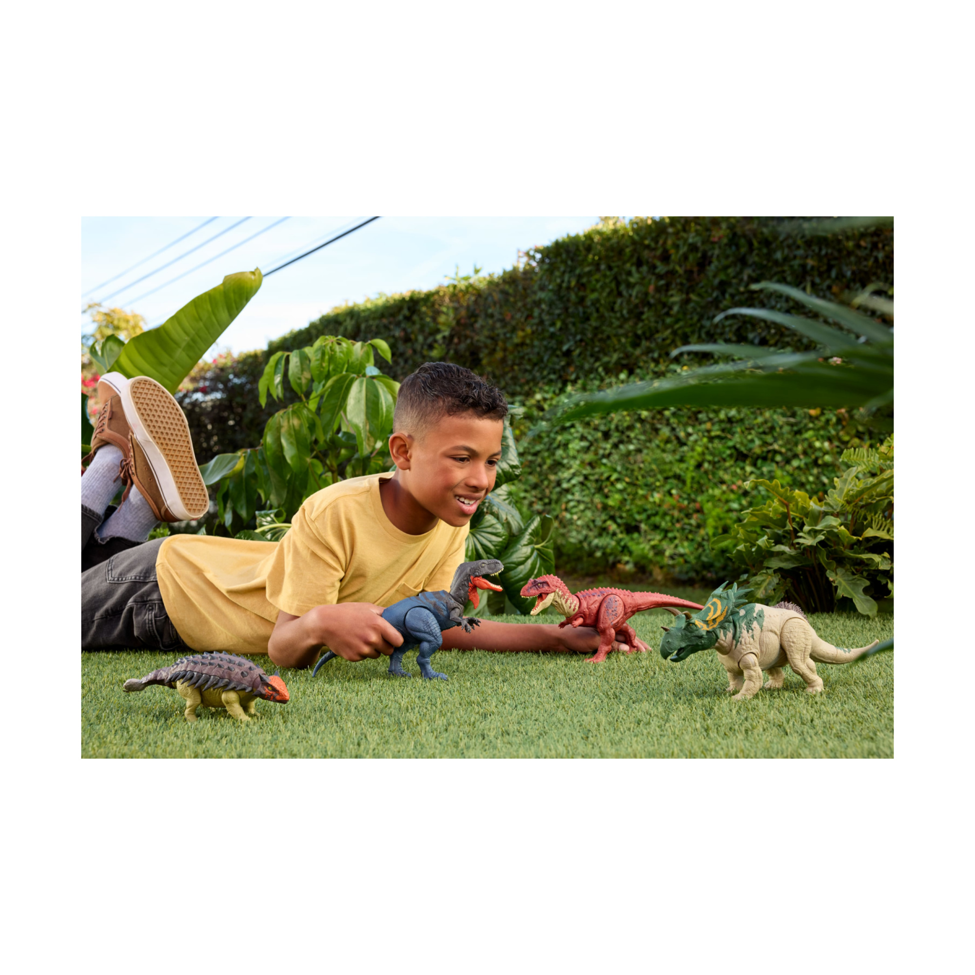 Mattel jurassic world la rinascita - abelisauro ruggito selvaggio, dinosauro snodato con suoni e morso multidirezionale azionato con la coda - Jurassic World